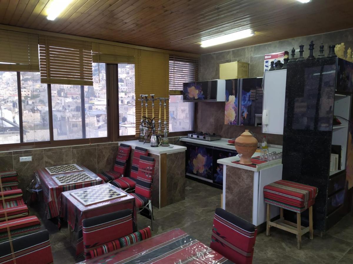 Success Hostel Nablus Buitenkant foto