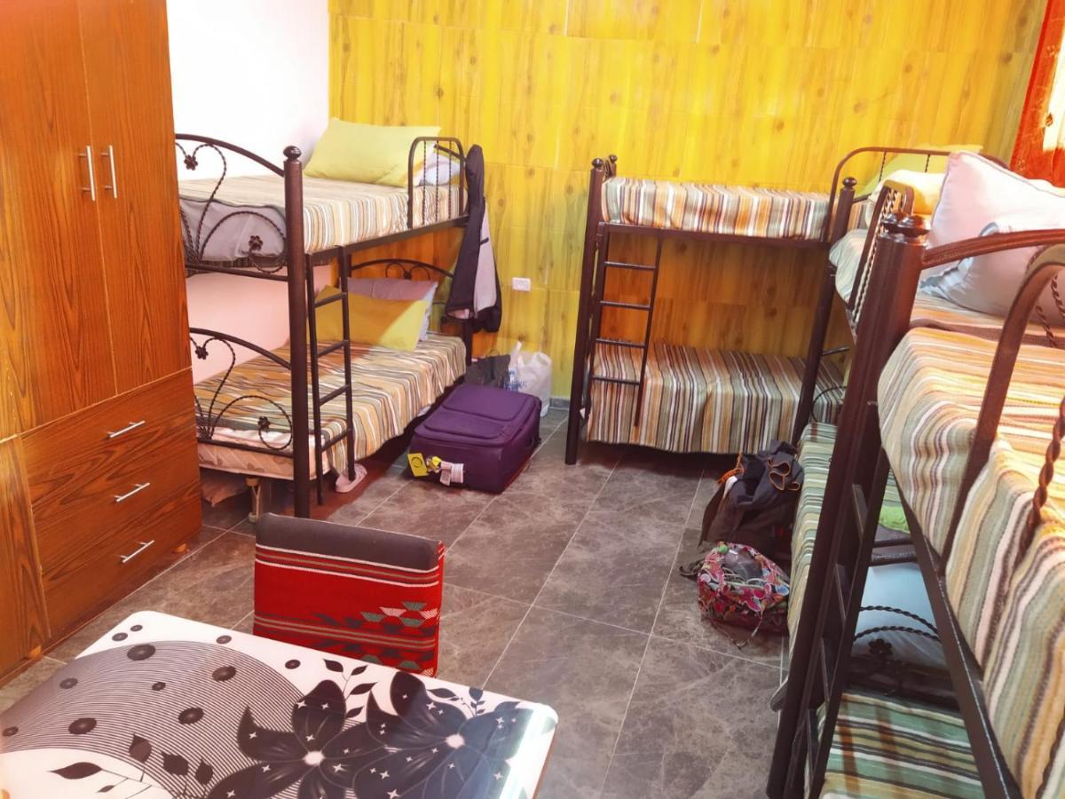 Success Hostel Nablus Buitenkant foto