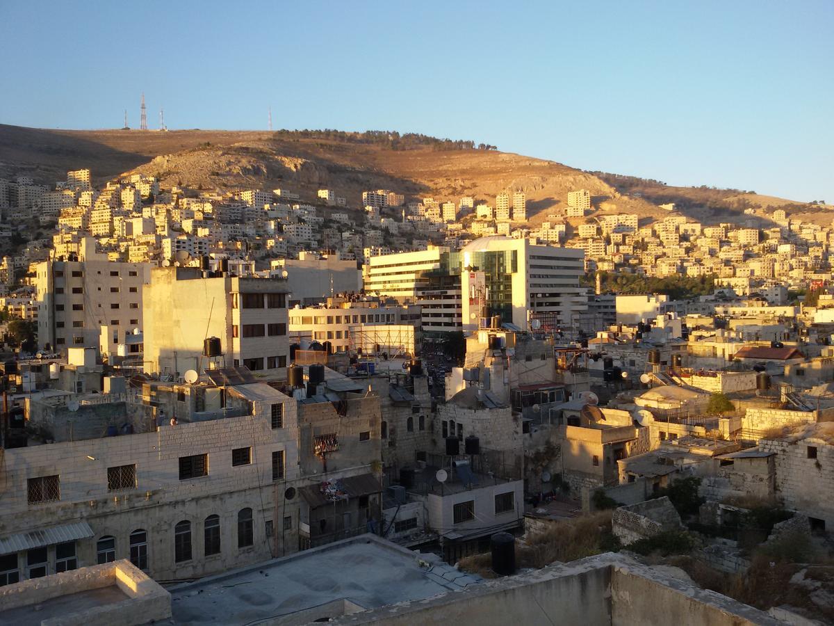 Success Hostel Nablus Buitenkant foto