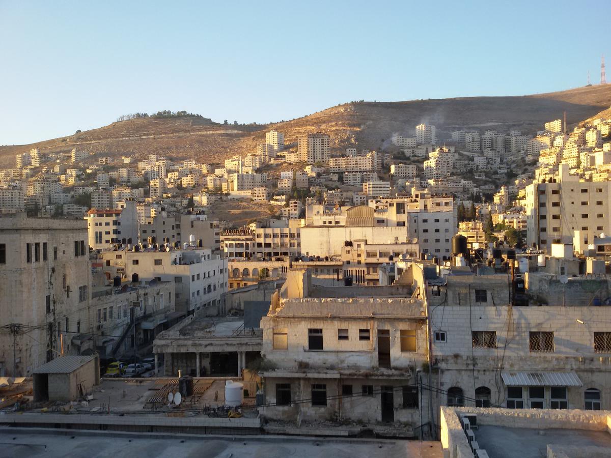 Success Hostel Nablus Buitenkant foto