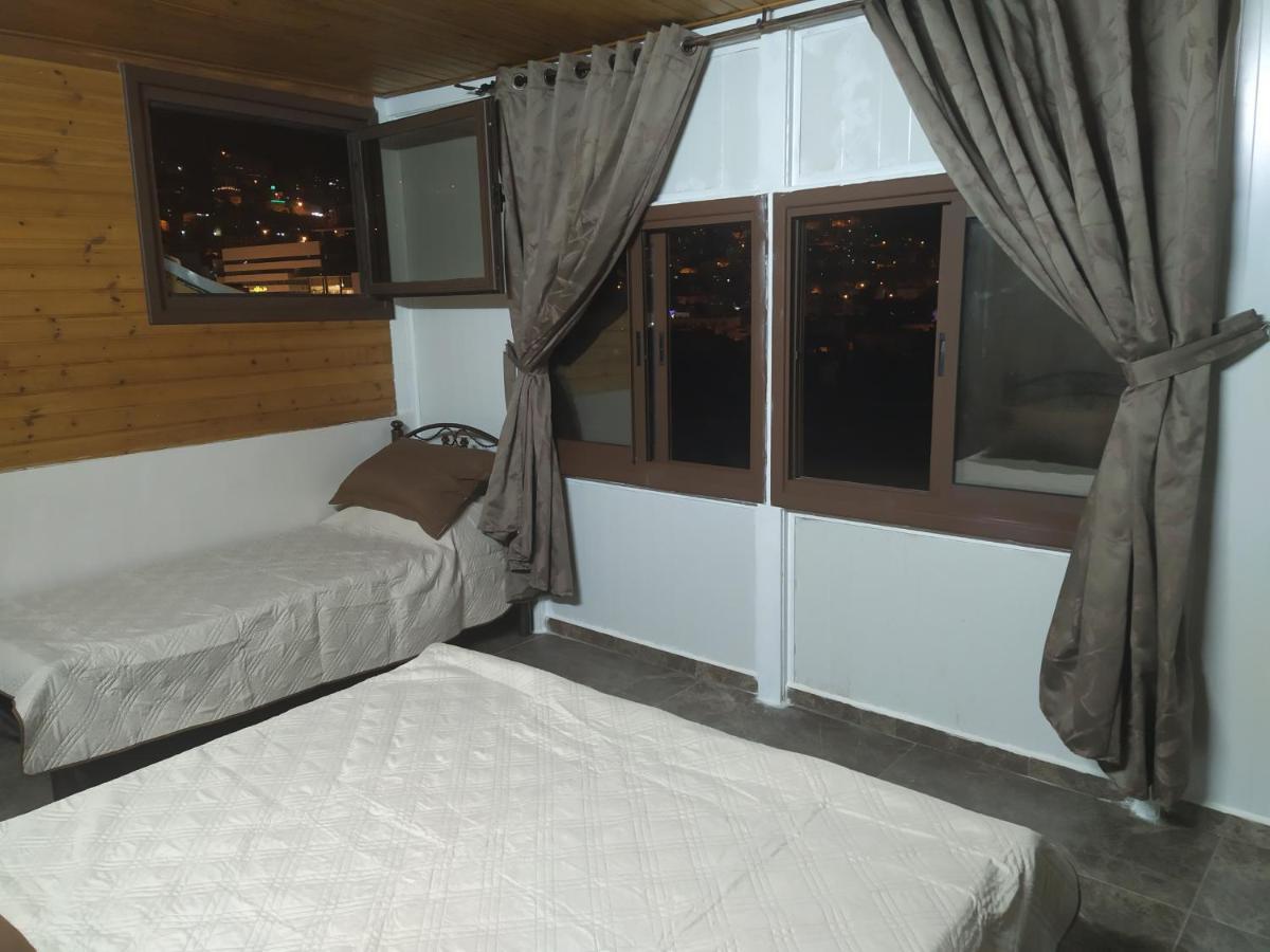 Success Hostel Nablus Buitenkant foto